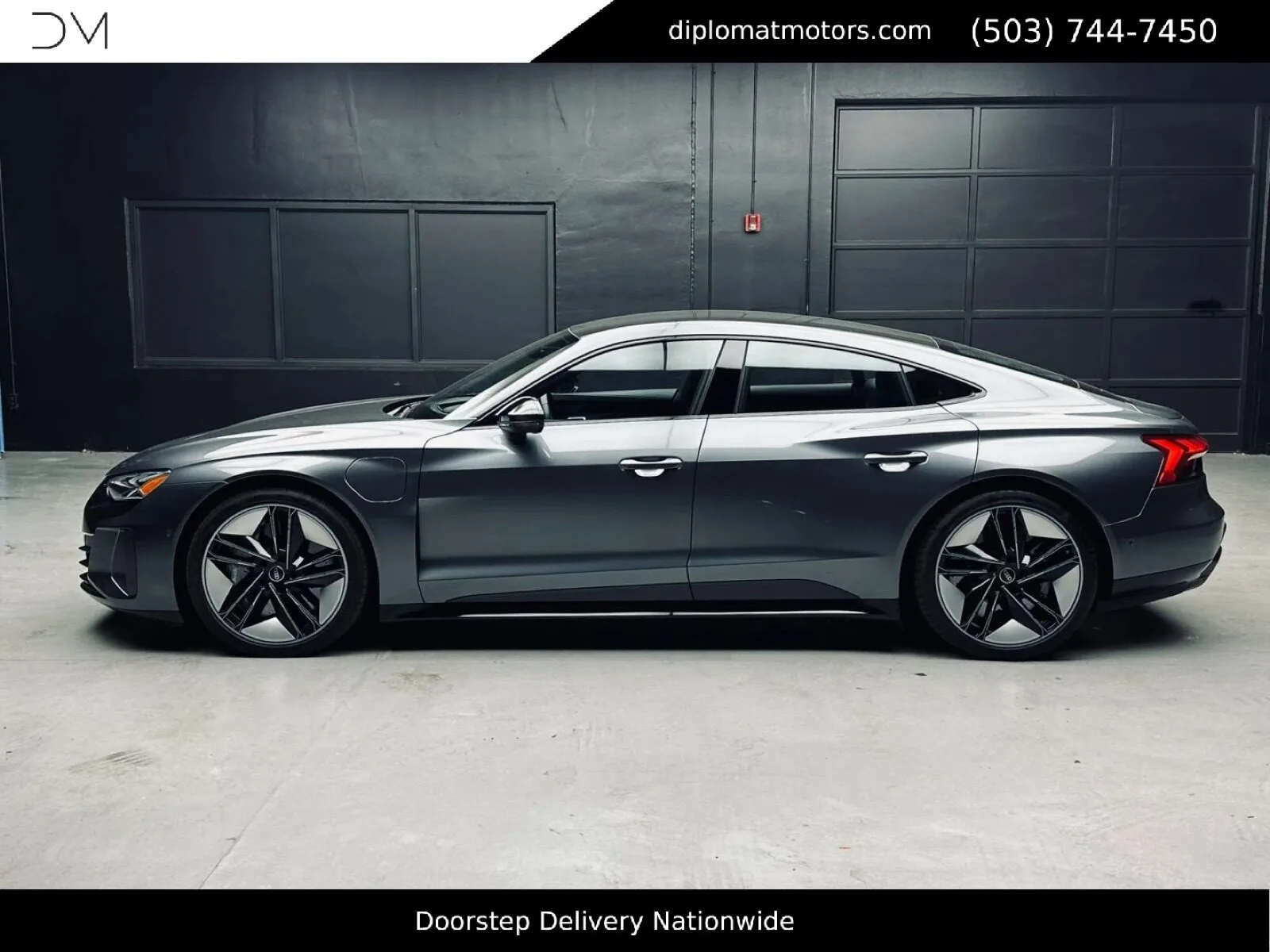An Audi e-tron GT in the Diplomat photo studio